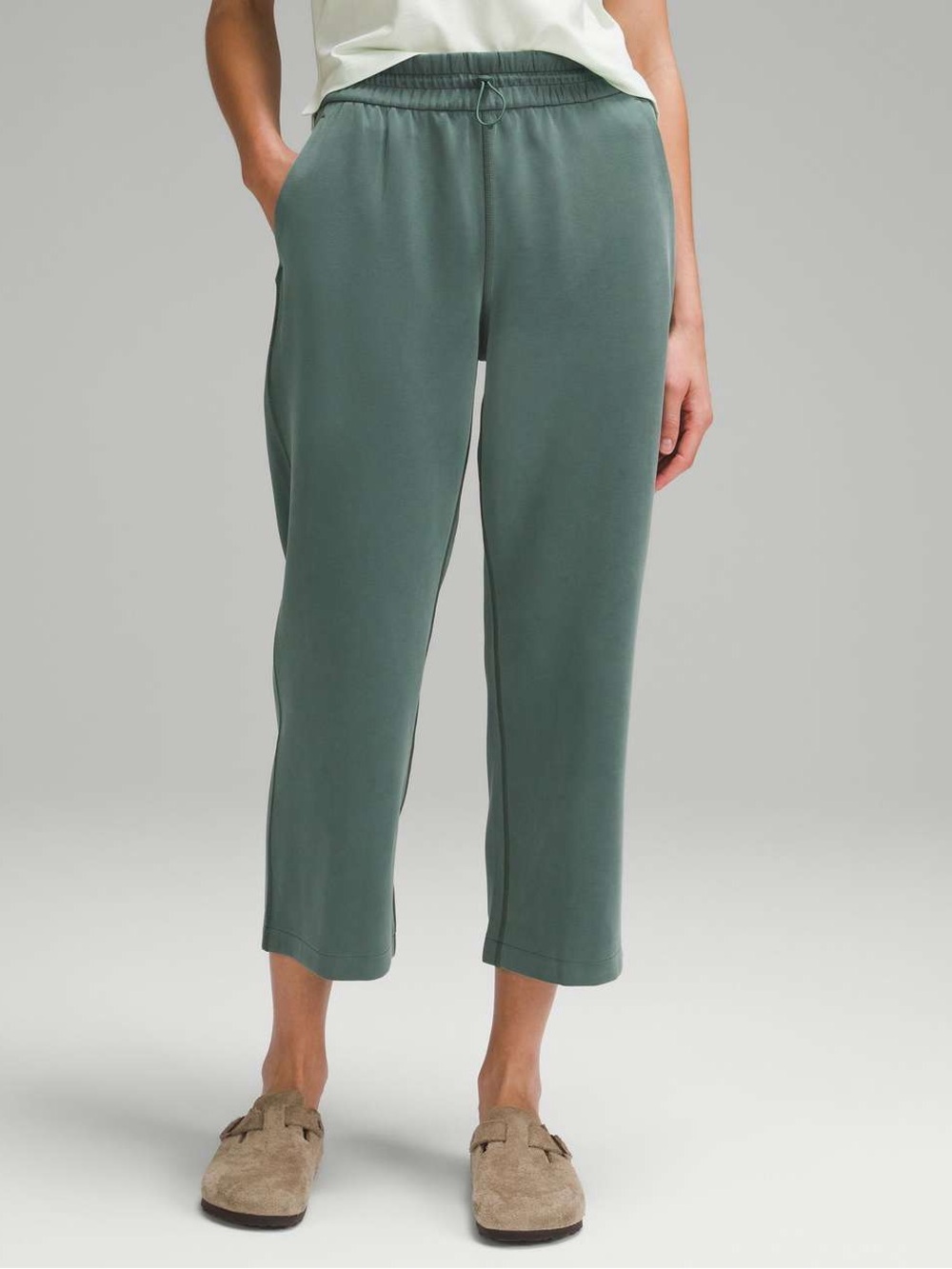 Lululemon Softstreme High-Rise Straight-Leg Cropped Pant size 14